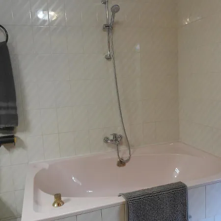 Precioso Con Sauna Y Terraza
